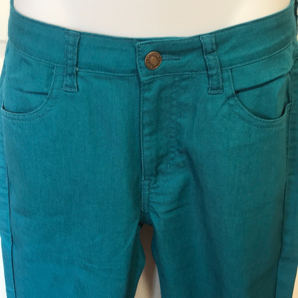 Pants - Picture 4 of 9